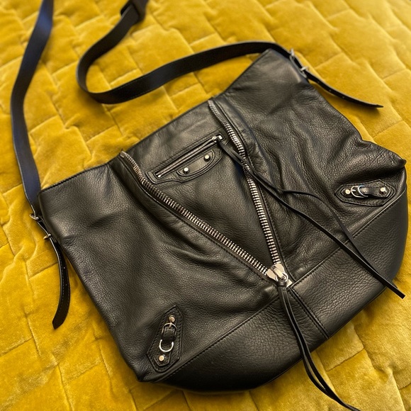 Balenciaga Handbags - Balenciaga black crossbody bag